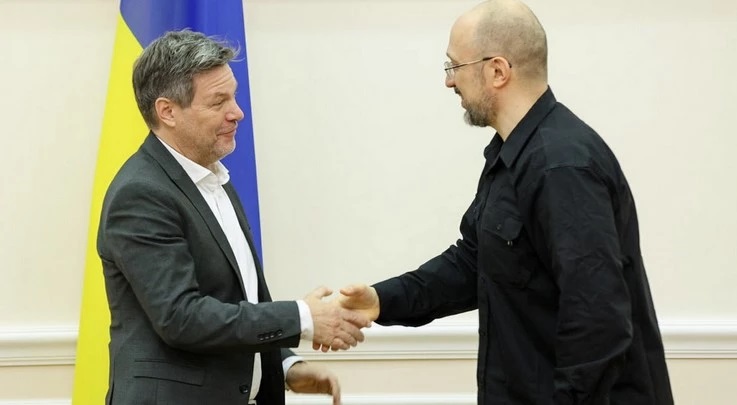 Допомога з Німеччіни Німеччина допоможе Україні у повоєнному відновленні - dopomoga z nimechchiny